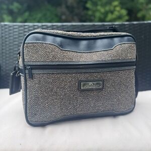 Vintage JORDACHE Brown Navy Tweed Travel Messenger Carry On Shoulder Bag Luggage